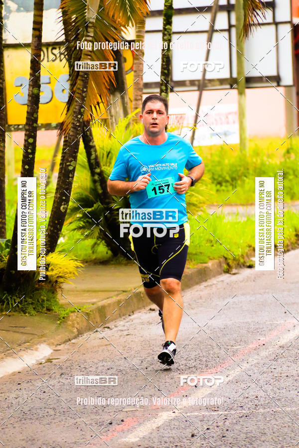 Buy your photos of the event2 Viacredi Alto Vale em Movimento on Fotop