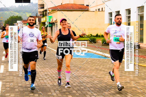 Buy your photos of the event2 Viacredi Alto Vale em Movimento on Fotop