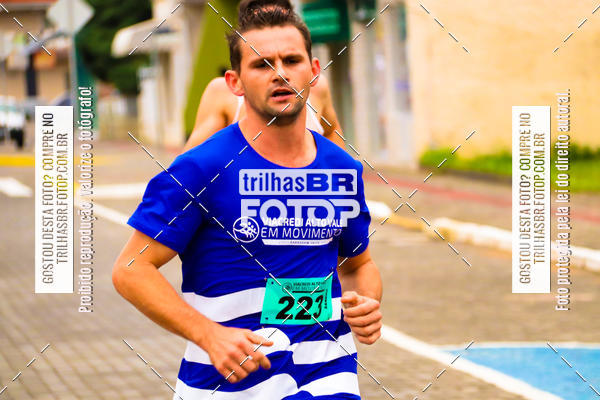 Buy your photos of the event2 Viacredi Alto Vale em Movimento on Fotop