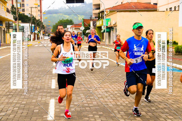 Buy your photos of the event2 Viacredi Alto Vale em Movimento on Fotop