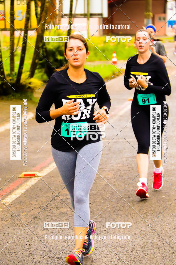 Buy your photos of the event2 Viacredi Alto Vale em Movimento on Fotop