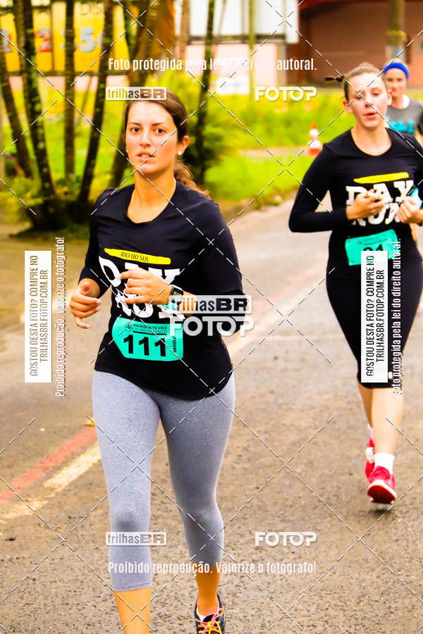 Buy your photos of the event2 Viacredi Alto Vale em Movimento on Fotop