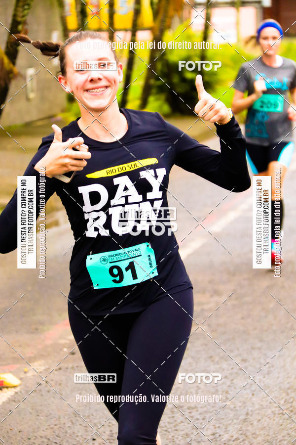 Buy your photos of the event2 Viacredi Alto Vale em Movimento on Fotop