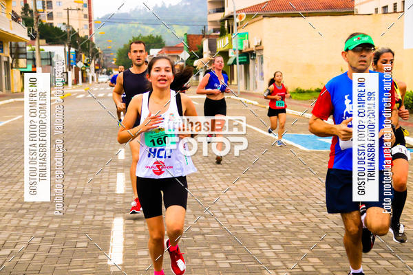 Buy your photos of the event2 Viacredi Alto Vale em Movimento on Fotop