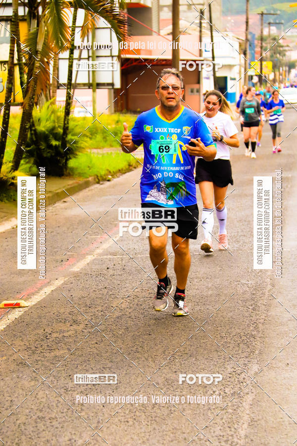 Buy your photos of the event2 Viacredi Alto Vale em Movimento on Fotop
