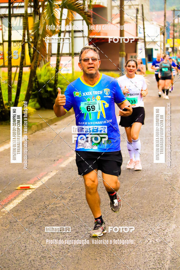 Buy your photos of the event2 Viacredi Alto Vale em Movimento on Fotop