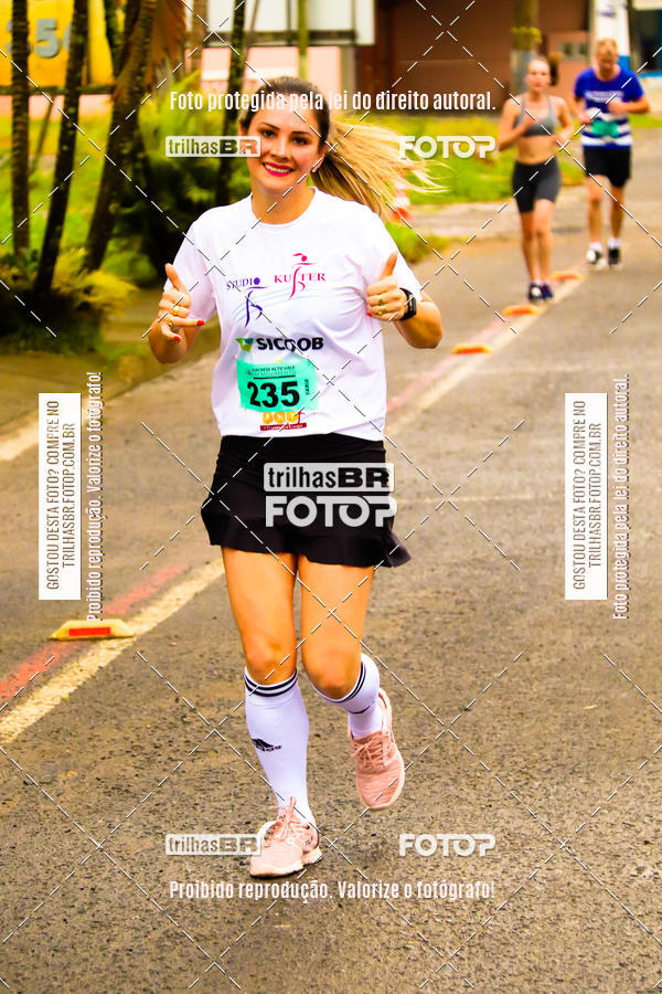 Buy your photos of the event2 Viacredi Alto Vale em Movimento on Fotop