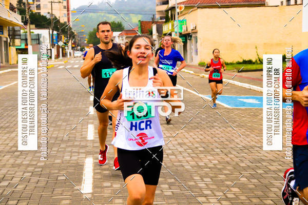 Buy your photos of the event2 Viacredi Alto Vale em Movimento on Fotop