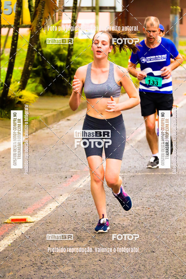 Buy your photos of the event2 Viacredi Alto Vale em Movimento on Fotop