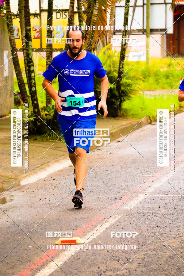 Buy your photos of the event2 Viacredi Alto Vale em Movimento on Fotop