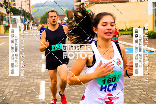 Buy your photos of the event2 Viacredi Alto Vale em Movimento on Fotop