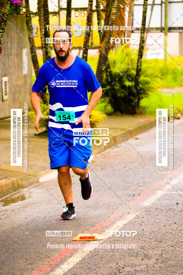 Buy your photos of the event2 Viacredi Alto Vale em Movimento on Fotop