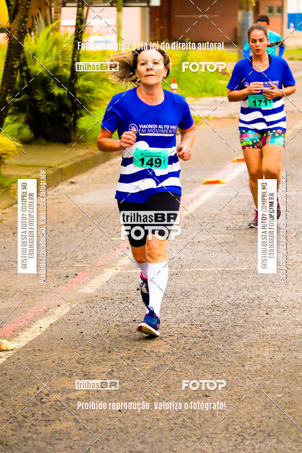 Buy your photos of the event2 Viacredi Alto Vale em Movimento on Fotop