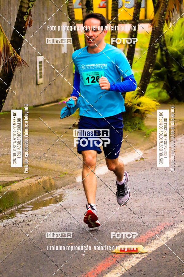 Buy your photos of the event2 Viacredi Alto Vale em Movimento on Fotop