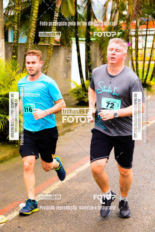 Buy your photos of the event2 Viacredi Alto Vale em Movimento on Fotop