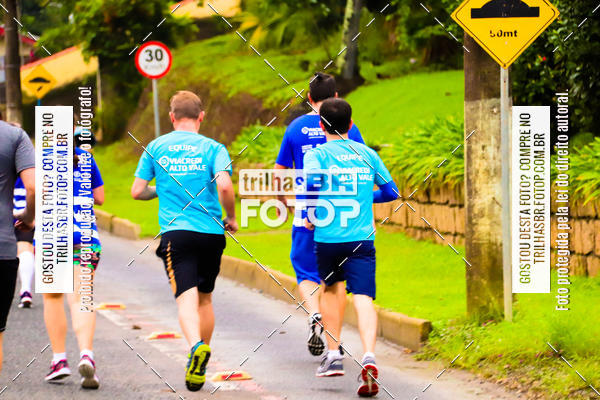 Buy your photos of the event2 Viacredi Alto Vale em Movimento on Fotop