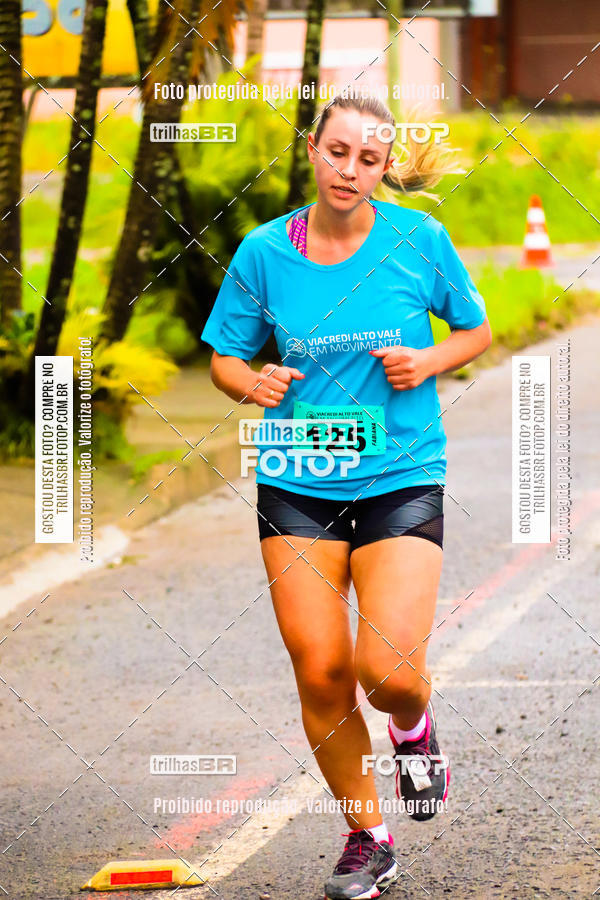 Buy your photos of the event2 Viacredi Alto Vale em Movimento on Fotop