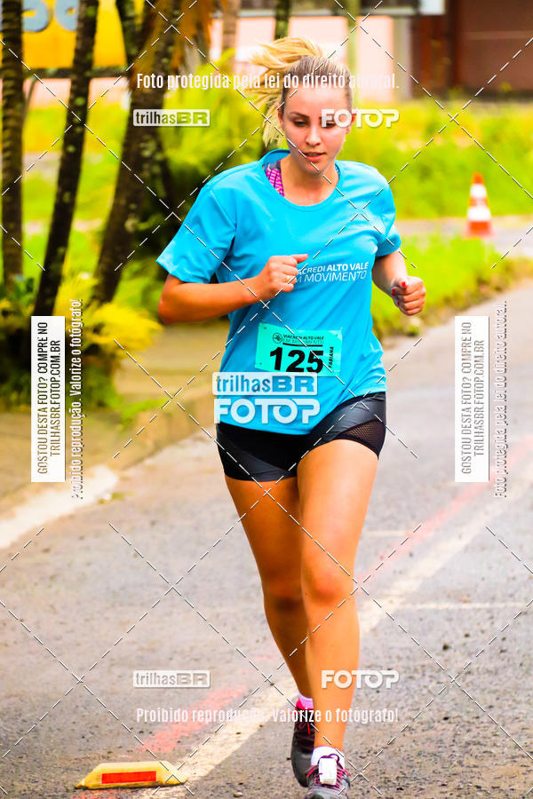 Buy your photos of the event2 Viacredi Alto Vale em Movimento on Fotop