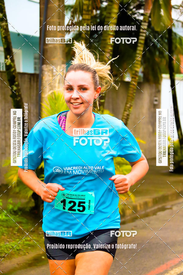 Buy your photos of the event2 Viacredi Alto Vale em Movimento on Fotop