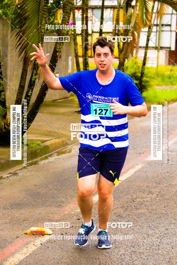Buy your photos of the event2 Viacredi Alto Vale em Movimento on Fotop