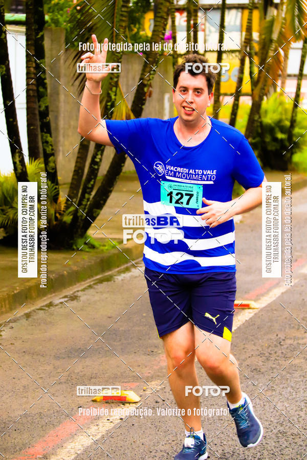 Buy your photos of the event2 Viacredi Alto Vale em Movimento on Fotop