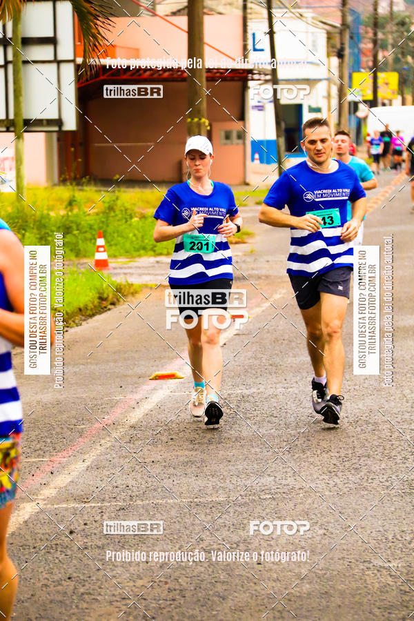 Buy your photos of the event2 Viacredi Alto Vale em Movimento on Fotop
