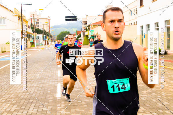 Buy your photos of the event2 Viacredi Alto Vale em Movimento on Fotop