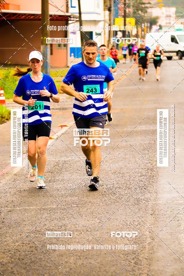 Buy your photos of the event2 Viacredi Alto Vale em Movimento on Fotop