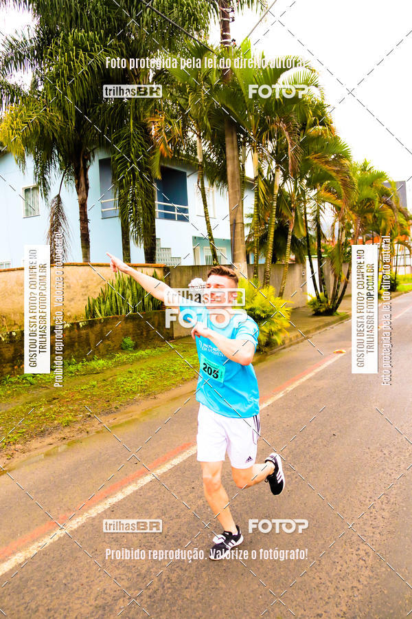 Buy your photos of the event2 Viacredi Alto Vale em Movimento on Fotop