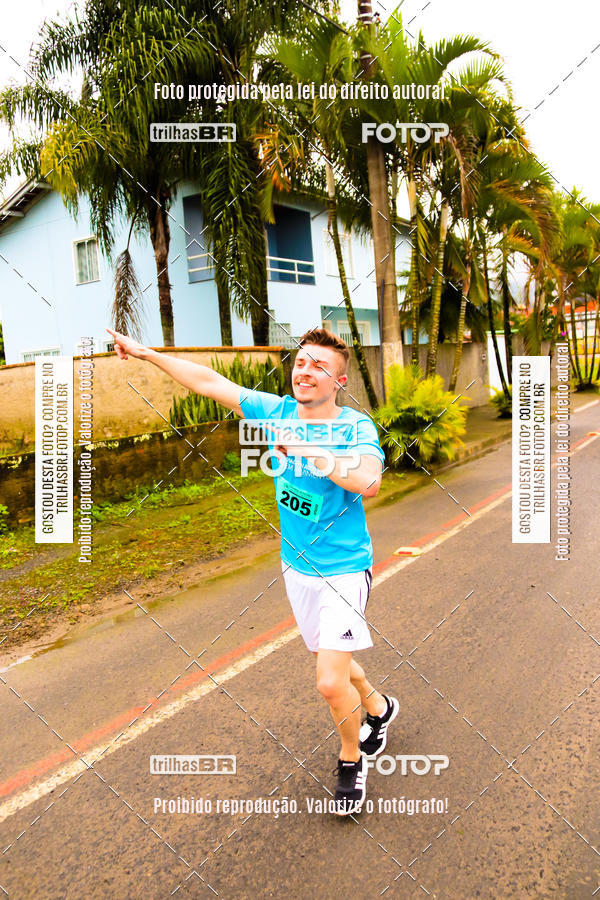 Buy your photos of the event2 Viacredi Alto Vale em Movimento on Fotop