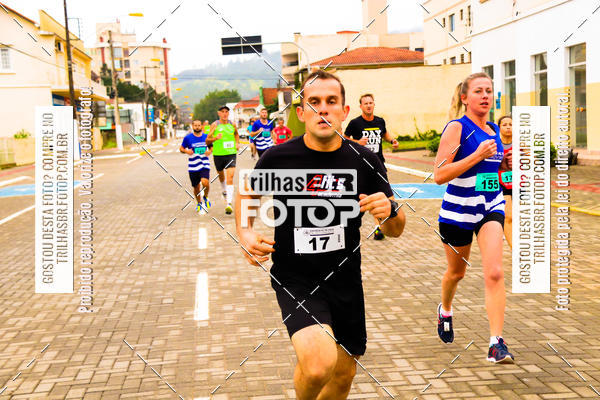 Buy your photos of the event2 Viacredi Alto Vale em Movimento on Fotop