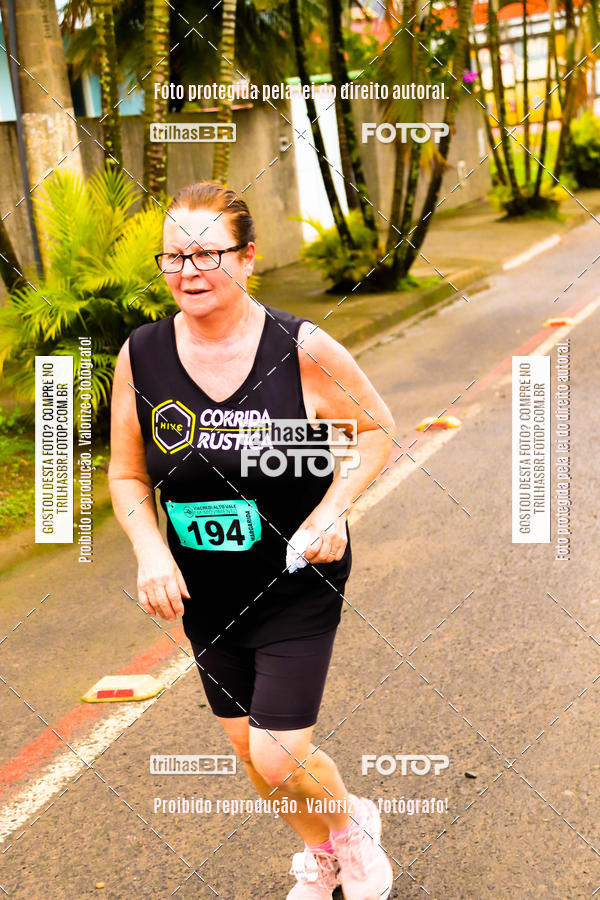 Buy your photos of the event2 Viacredi Alto Vale em Movimento on Fotop