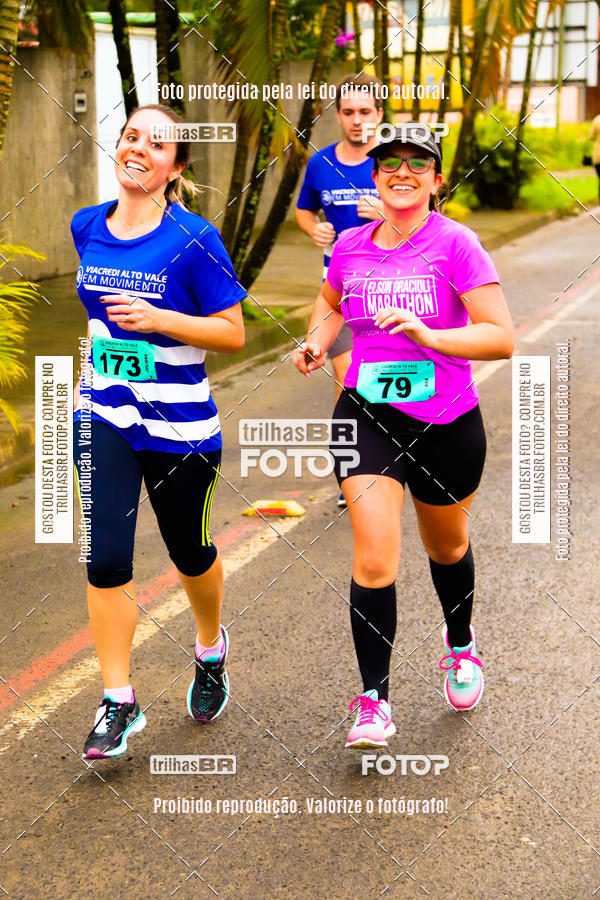 Buy your photos of the event2 Viacredi Alto Vale em Movimento on Fotop