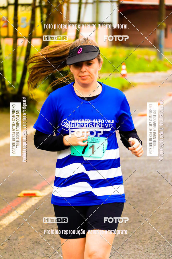 Buy your photos of the event2 Viacredi Alto Vale em Movimento on Fotop