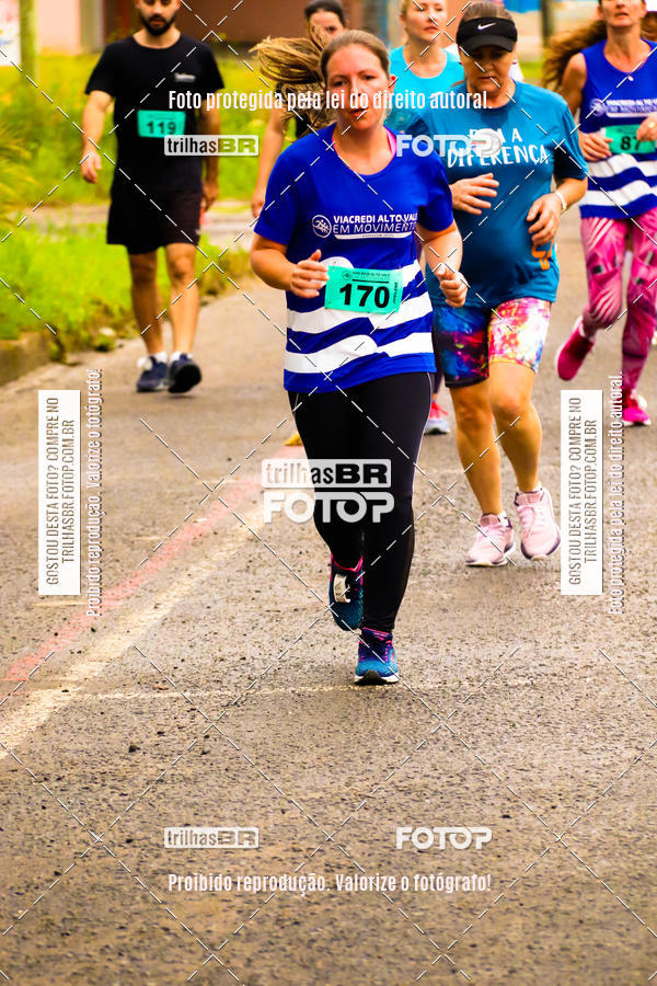 Buy your photos of the event2 Viacredi Alto Vale em Movimento on Fotop