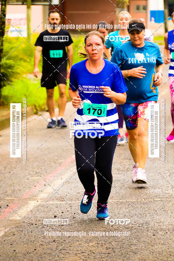 Buy your photos of the event2 Viacredi Alto Vale em Movimento on Fotop