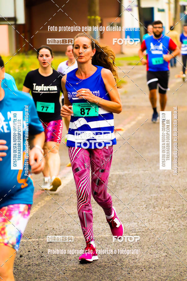 Buy your photos of the event2 Viacredi Alto Vale em Movimento on Fotop