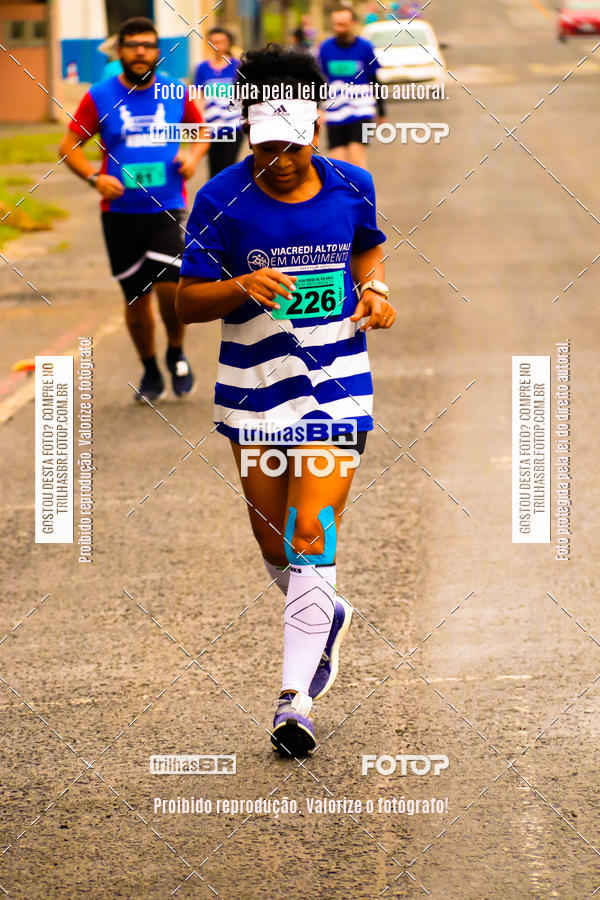 Buy your photos of the event2 Viacredi Alto Vale em Movimento on Fotop