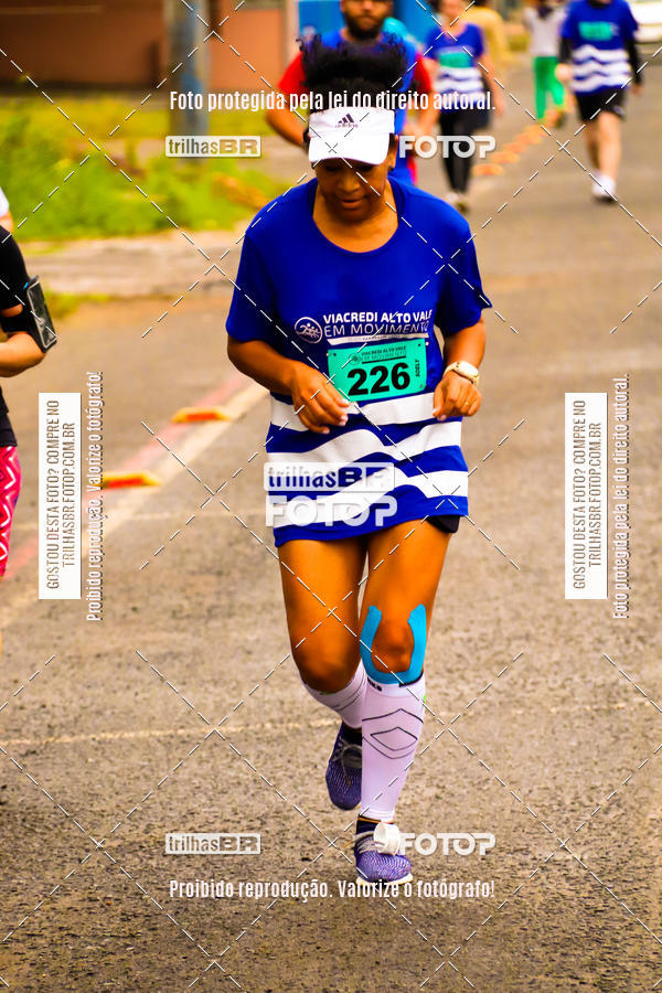 Buy your photos of the event2 Viacredi Alto Vale em Movimento on Fotop