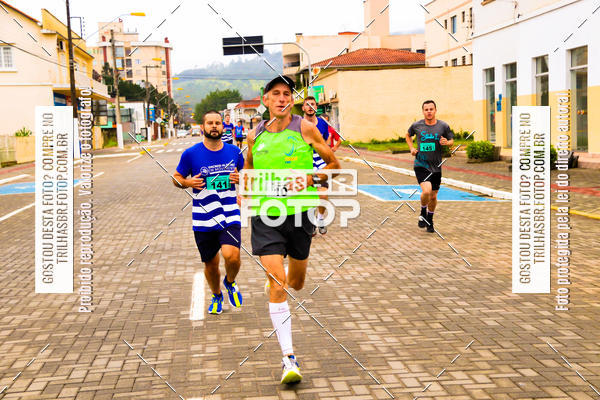 Buy your photos of the event2 Viacredi Alto Vale em Movimento on Fotop