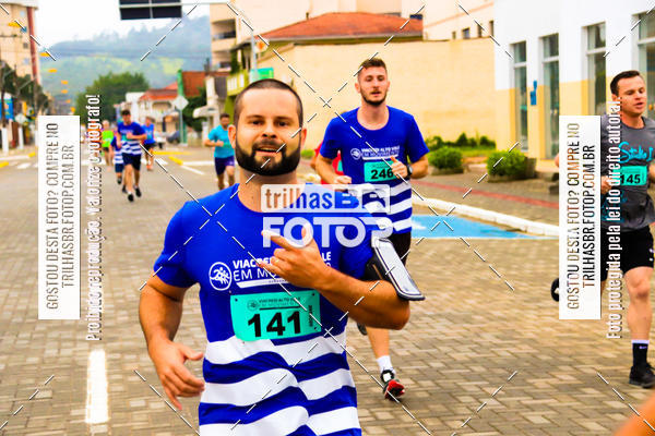 Buy your photos of the event2 Viacredi Alto Vale em Movimento on Fotop