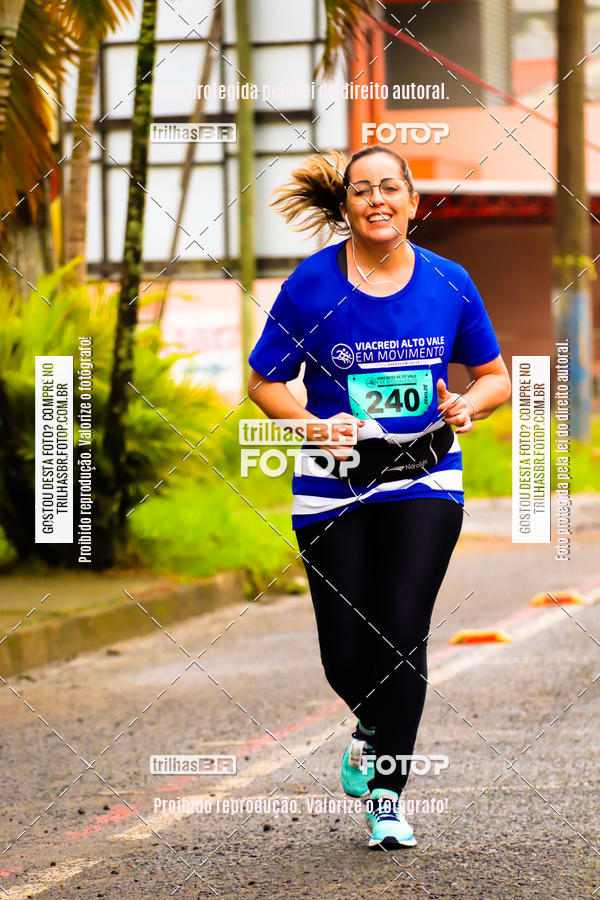 Buy your photos of the event2 Viacredi Alto Vale em Movimento on Fotop