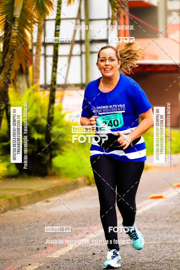 Buy your photos of the event2 Viacredi Alto Vale em Movimento on Fotop