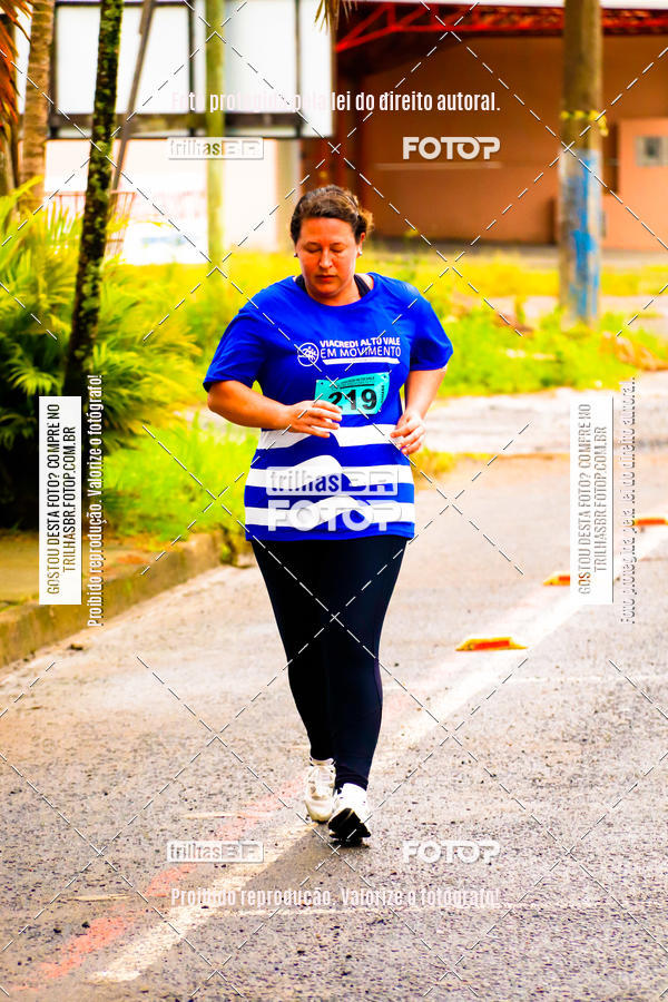 Buy your photos of the event2 Viacredi Alto Vale em Movimento on Fotop