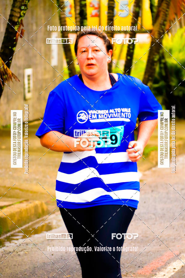 Buy your photos of the event2 Viacredi Alto Vale em Movimento on Fotop