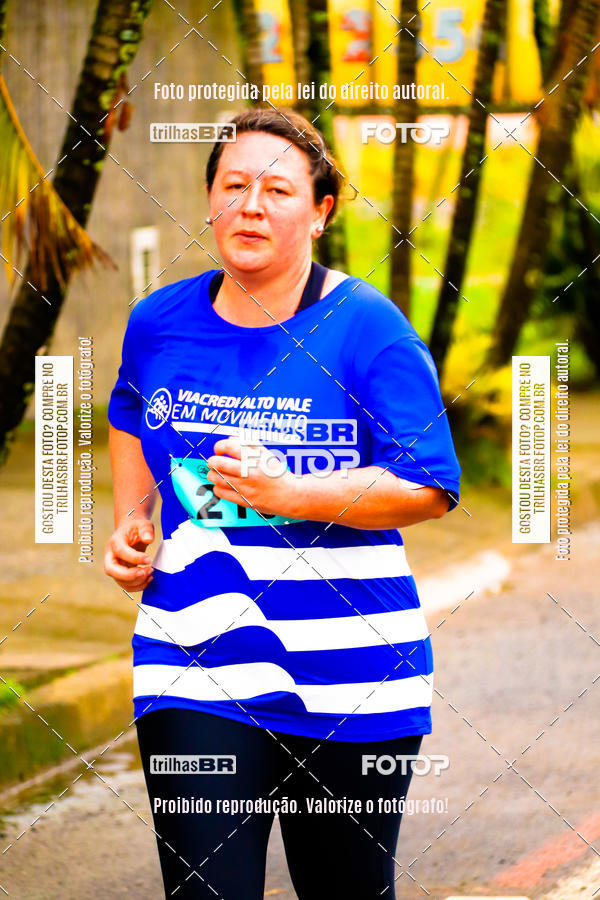 Buy your photos of the event2 Viacredi Alto Vale em Movimento on Fotop
