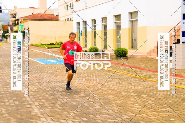 Buy your photos of the event2 Viacredi Alto Vale em Movimento on Fotop