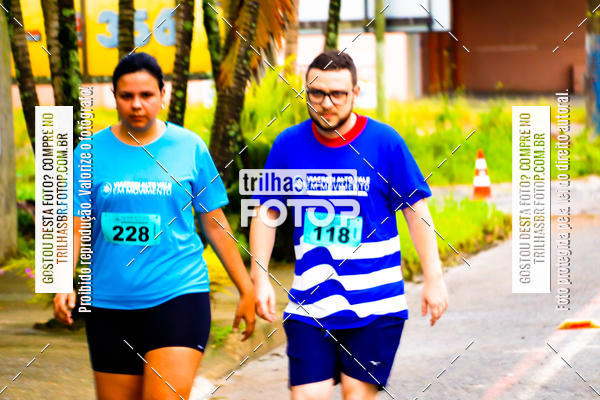 Buy your photos of the event2 Viacredi Alto Vale em Movimento on Fotop