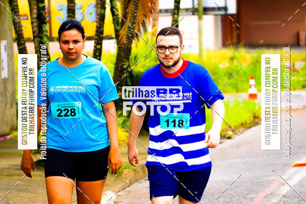 Buy your photos of the event2 Viacredi Alto Vale em Movimento on Fotop