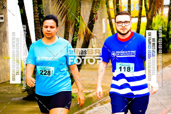 Buy your photos of the event2 Viacredi Alto Vale em Movimento on Fotop